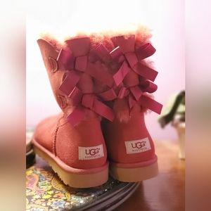 Ugg Bailey Bow II